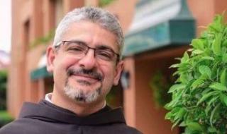 صابرين
وهدي
رمزي
والصاوي
ورياض
الخولي
أبرز
المكرمين
بالمركز
الكاثوليكي