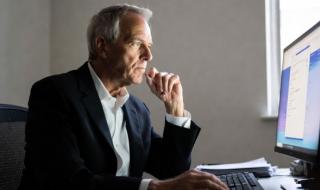 التقاعد
المبكر
..
مخرج
آمن
أم
مخاطرة
كبرى؟