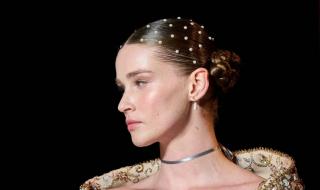 تسريحات
شعر
مميزة
في
يوم
الحب
من
أسبوع
الموضة
بباريس
2026