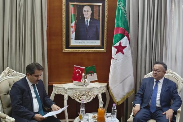 بداري يستقبل سفير تركيا بالجزائر