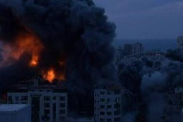 قصف إسرائيلى يستهدف بوابة مجمع الشفاء ومحيط مستشفى القدس فى غزة
