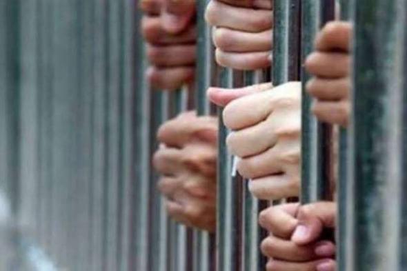 حبس 7 أشخاص تخصصوا في سرقة ونهب الشقق السكنية بالقاهرةاليوم السبت، 23 ديسمبر 2023 10:52 مـ   منذ 37 دقيقة