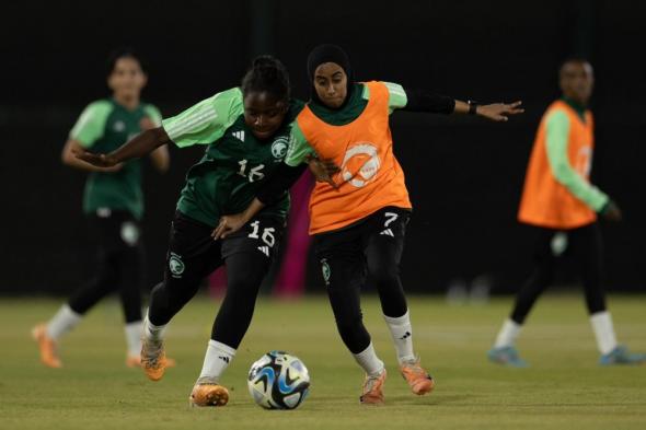 أخضر السيدات يختتم التحضر لمواجهة لبنان في بطولة غرب آسيا بالتكتيك