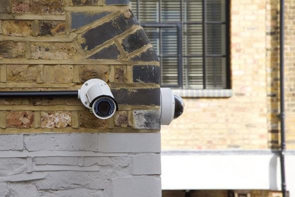 احذر حذف تسجيلات كاميرات المراقبة قبل المدة القانونية.. العقوبة وفترة التظلم