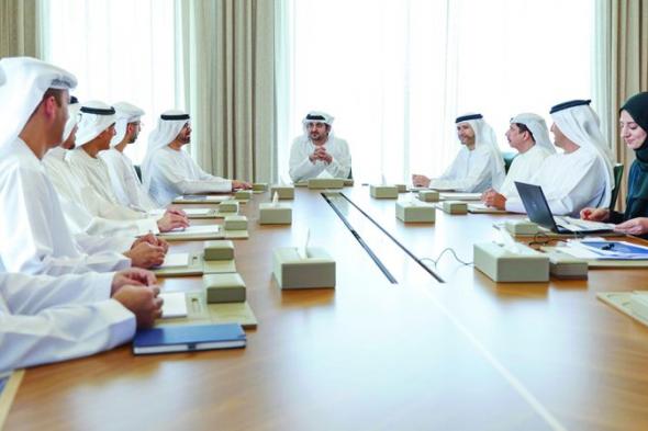 مكتوم بن محمد يدعو إلى أفكار مبتكرة ترسخ مكانة دبي واحدة من أهم أسواق المال