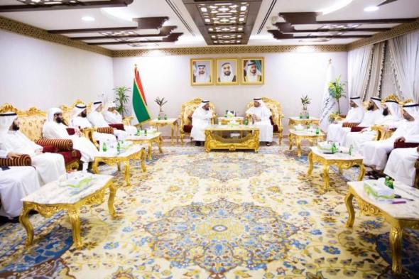 «إسلامية دبي» و«دار البر» تبحثان التعاون