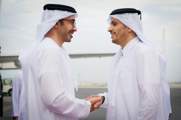 عبدالله بن زايد ورئيس الوزراء القطري يبحثان العلاقات الأخوية والتطورات في المنطقة