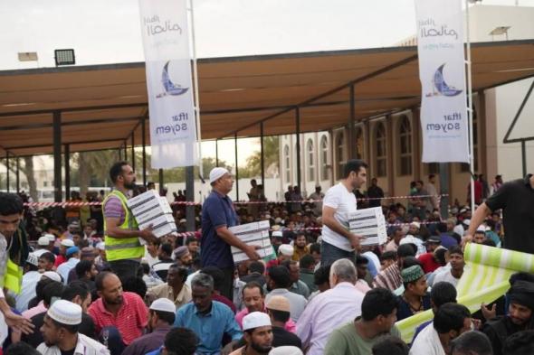«دبي الخيرية» توزع 263 ألف وجبة إفطار داخل الدولة وخارجها