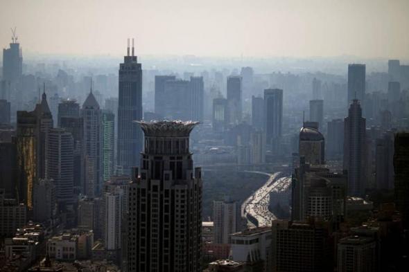 الصين تضغط على البنوك لتسريع موافقات القروض الجديدة للمطورين العقاريين