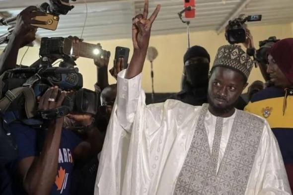 مرشح الانتخابات الرئاسية السنغالية يؤدي اليمين الدستورية.. الثلاثاء