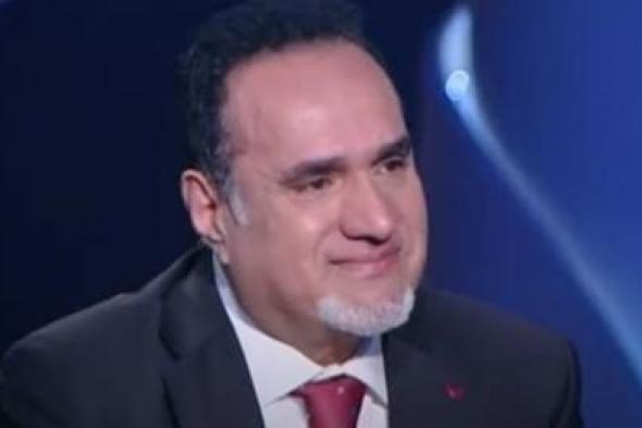 فيديو.. طارق فؤاد باكيا: صحيت لقيت نفسي أخرس وتركي آل الشيخ سفرني للعلاج بالخارج