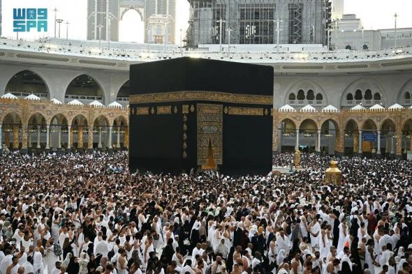 شاهد.. حركة الحشود المليونية بالمسجد الحرام في ليلة ٢٨ من رمضان