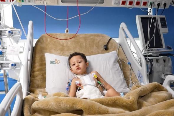 «القلب الذهبي» تعالج 50 طفلاً مريضاً بالقلب حول العالم