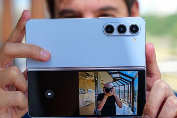 هاتف Galaxy Z Fold6 يأتي بنفس إعدادات الكاميرة المميزة لهاتف Fold5