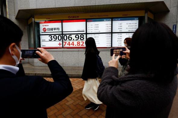 انخفاض نيكي وارتفاع توبكس.. الأسهم اليابانية تغلق على تباين