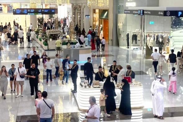 المراكز التجارية في دبي تُبهر المتسوقين بعروضها المختلفة
