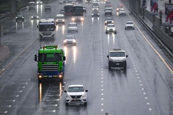 " الإمارات للتأمين ": التأمين ضد الغير لا يغطي الخسارة الكلية للسيارات المتضررة من الأمطار