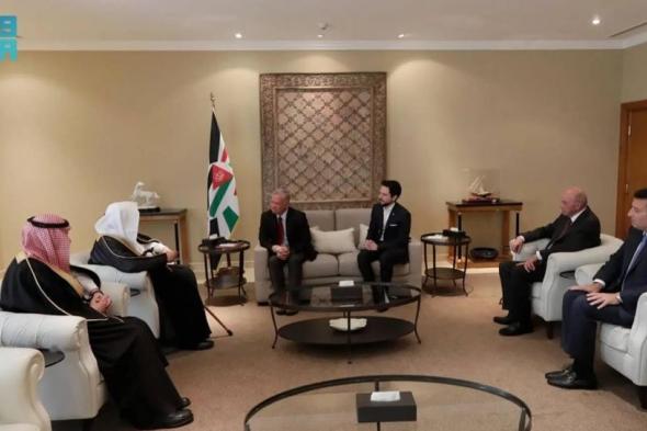 ملك الأردن وآل الشيخ يبحثان العلاقات الأخوية بين البلدين