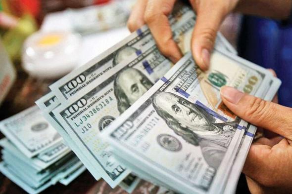 سعر الدولار مقابل الجنيه المصري اليوم الأربعاء في البنوك