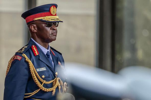مقتل قائد الجيش الكيني و9 ضباط كبار في تحطم مروحية عسكرية