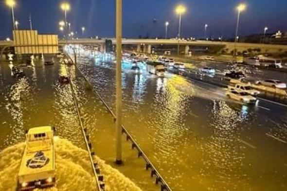 هل فيضانات الإمارات والخليج ناتجة عن تدخل بشري.. كل ما تريد معرفته عن تلقيح السحب