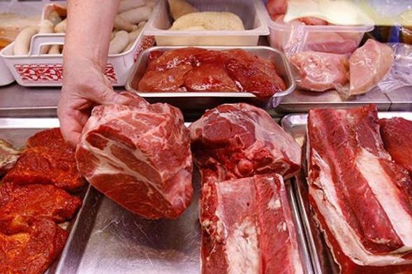 أسعار اللحوم الحمراء ترتفع مجددا إلى مستويات قياسية وسط سخط وتذمر المواطنين