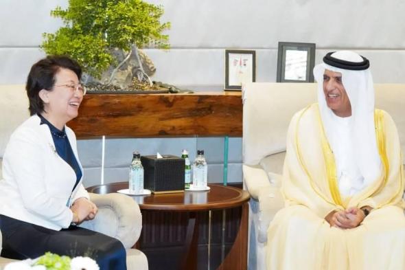 سعود بن صقر والقنصل الصيني يبحثان تعزيز العلاقات والتعاون الثنائي