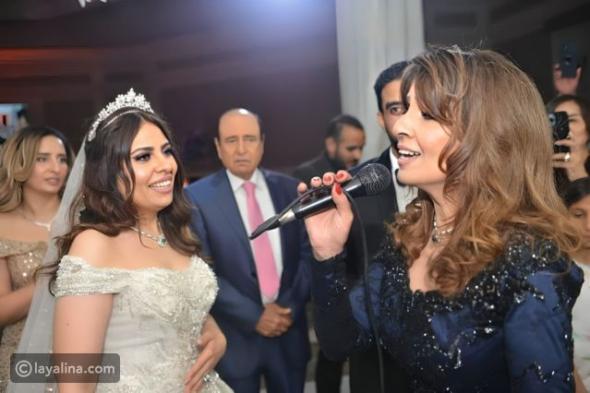 المطربة حنان تحتفل بزفاف ابنتها وسط نجوم التسعينات وتغني لها
