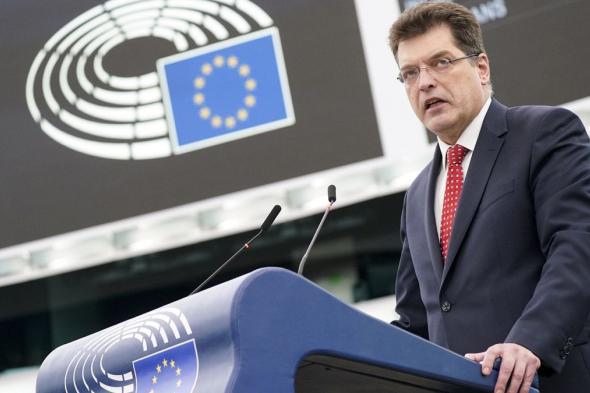 الاتحاد الأوروبي يدعو المانحين الدوليين لدعم "الأونروا" بعد مراجعة اللجنة الأممية