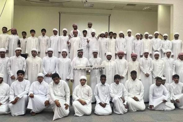شرطة دبي توعي طلبة الليسيلي بالتزامات الجمهور الرياضي