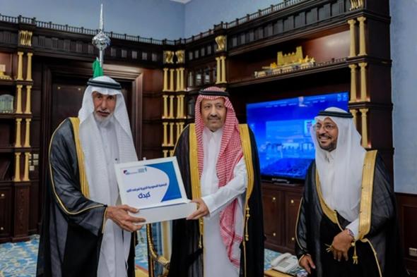 "حسام بن سعود" يشهد اتفاقية تعاون بين تجمع الباحة الصحي و"كبدك"