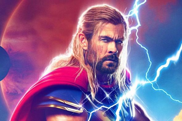 Chris Hemsworth يشعر أنه مدين للمعجبين بفيلم Thor آخر بعد اعترافه بفشل Thor: Love and Thunder