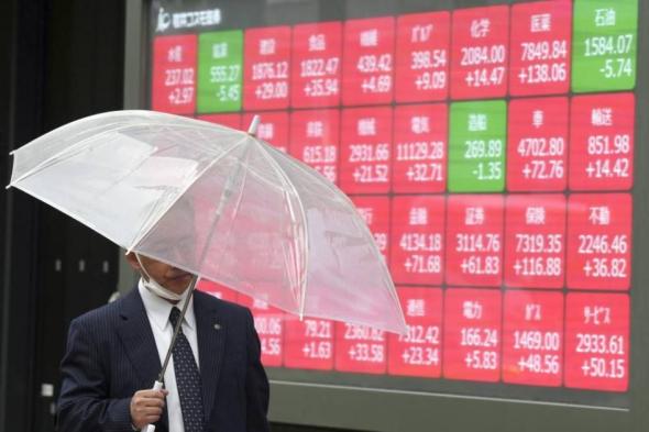 «نيكاي» الياباني يتراجع مع ترقب المستثمرين قرار المركزي الأمريكي