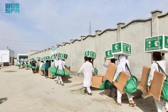 "إغاثي الملك سلمان" يوزع مساعدات لمتضرري السيول بحضرموت و1.367 حقيبة إيوائية في باكستان