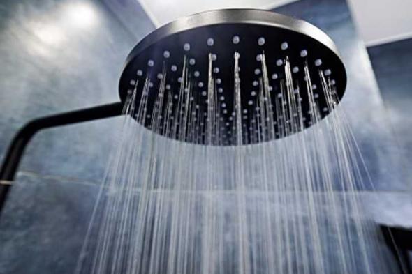 تحذير من أضرار الاستحمام يوميًا: «يُضعف المناعة.. ويُفضَّل مرة واحدة في الشهر»
