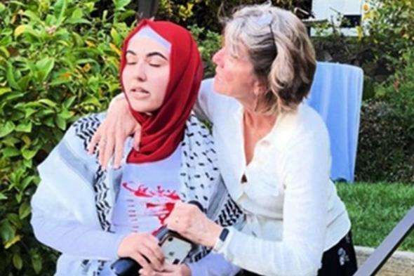 سحبت الميكروفون من يدها.. بالفيديو: تحقيق بجامعة أمريكية بعد مواجهة عنيفة بين أستاذة وطالبة داعمة لفلسطين