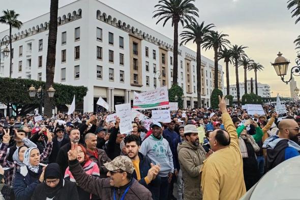 تصاعد الأصوات المحذرة من أزمة جديدة داخل قطاع التعليم بالمغرب.