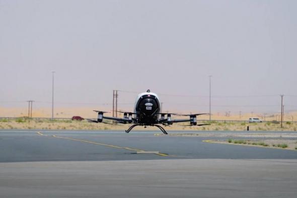 فيديو | انطلاق أول رحلة في الشرق الأوسط لطائرة بدون طيار مع راكب من أبوظبي