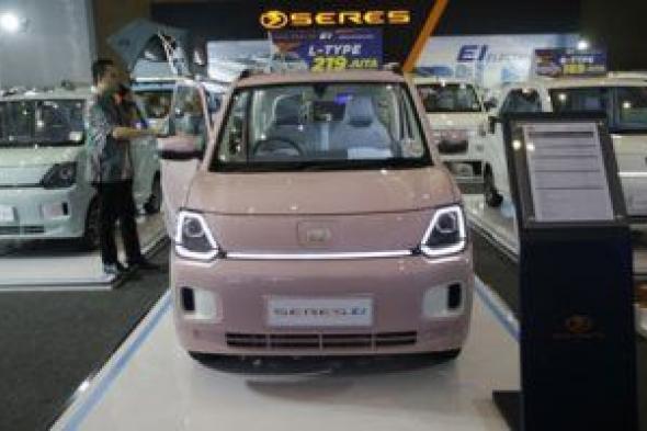 فعاليات معرض السيارات الكهربائية بإندونيسيا