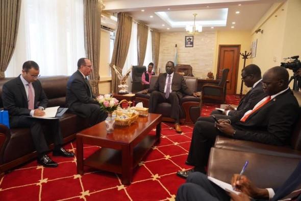 السفير المصري يلتقى بوزير الخارجية الجنوب سوداني المعين حديثااليوم السبت، 11 مايو 2024 09:27 صـ   منذ 59 دقيقة