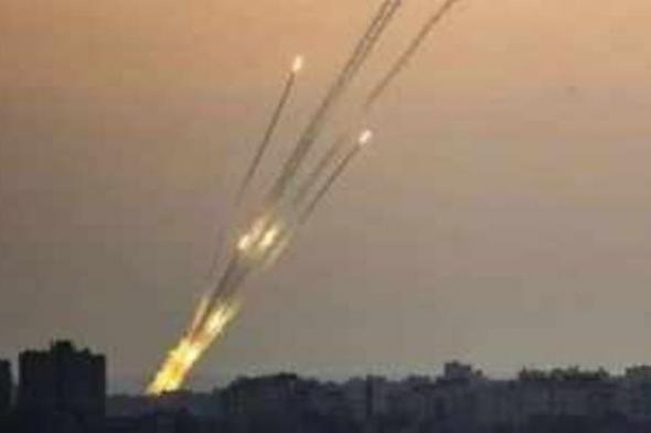 فصائل فلسطينية: قصفنا مدينة عسقلان برشقة صاروخية