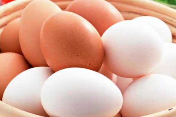 البيض البني والأبيض.. أيهما أكثر صحة