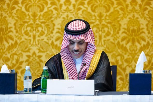 وزير الخارجية يشارك في الاجتماع التحضيري لقمة البحرين