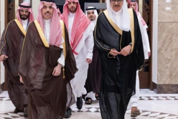 وزير الخارجية السعودي يصل البحرين للمشاركة في اجتماع وزراء الخارجية العرب