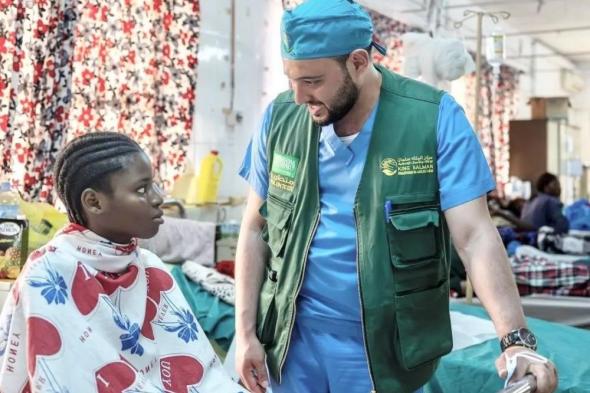 غامبيا.. فريق "الملك سلمان للإغاثة" ينقذ مريضة من ورم يزن 11 كيلوغرامًا