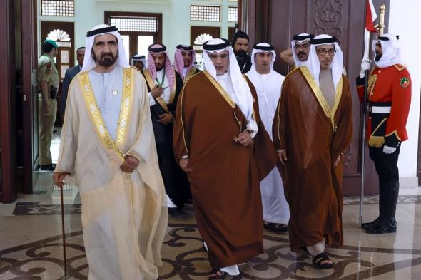 محمد بن راشد يصل المنامة للمشاركة في القمة العربية الثالثة والثلاثين