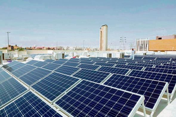 "لوحات تحذيرية".. الشؤون البلدية تحدد اشتراطات ألواح الطاقة الشمسية بالمباني