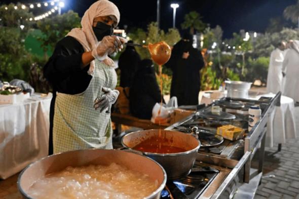 «نادي الطهاة» يقيم فعالية مجتمعية وثقافية في «الطبخ والمسرح» بتبوك