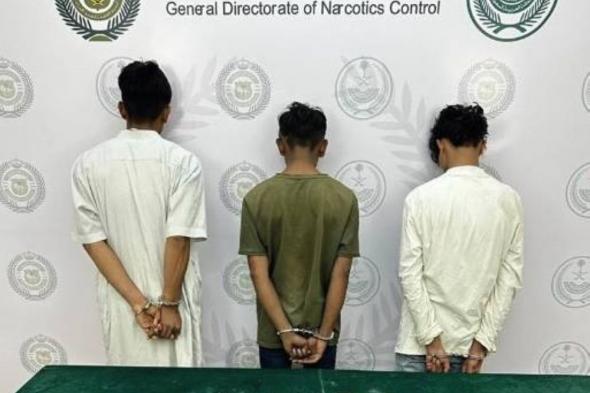 القبض على 3 مقيمين بالمدينة المنورة لترويجهم «الشبو» المخدر