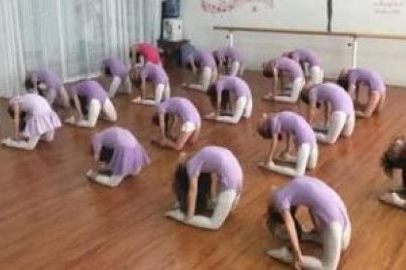 حركة "رقص" تتسبب فى مئات من حالات الشلل للأطفال فى الصين.. اعرف القصة